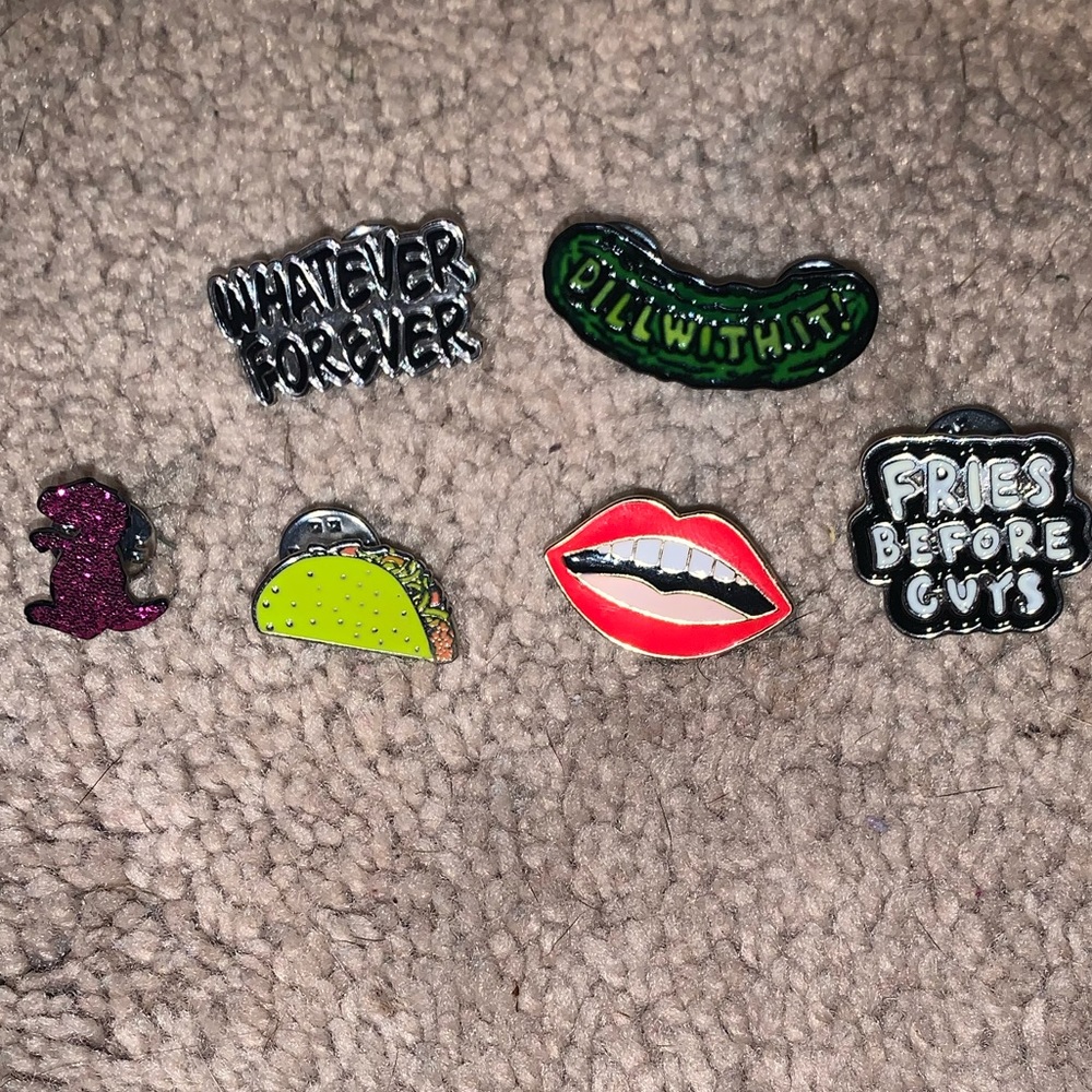 Enamel Pins Random